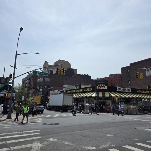 37 Av Queens Intersection