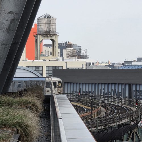 W Train Outdoor The JACX